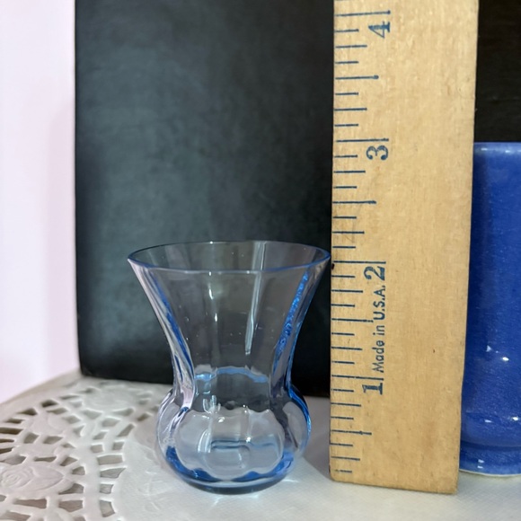 Vtg Blue Mini Bud Vases 2” 3” Set Of Two - Picture 9 of 9